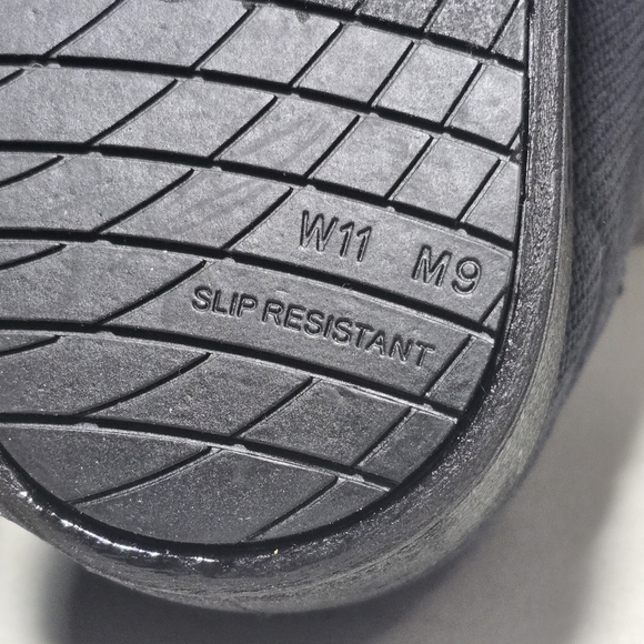 NEW Silverts Adaptive Slippers Diabetic Easy On Black Adjustable Womens 11 Men 9 - Picture 14 of 14